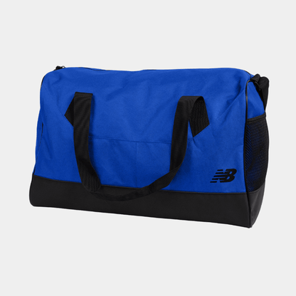 ESSENTIALS MEDIUM DUFFEL